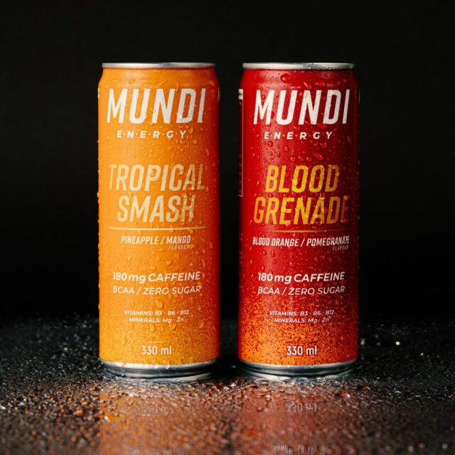 Etykiety termokurczliwe shrink sleeve na puszkach napoju energetycznego Mundi Energy